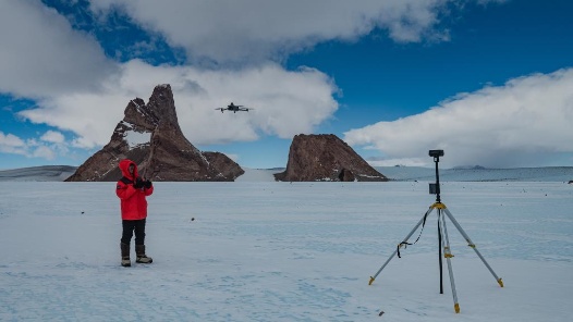 武汉大学南北极科学考察团队：用青春丈量冰封之地